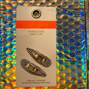 RHINESTONE HAIR CLIPS